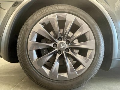 2018 Tesla MODEL X 缩略图 17