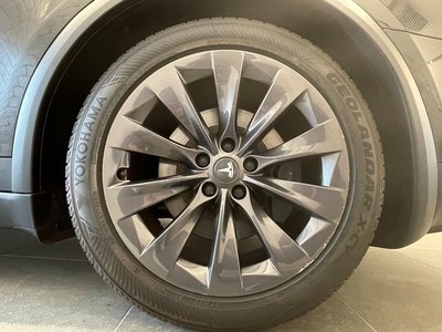 2018 Tesla MODEL X 缩略图 18