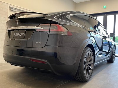 2018 Tesla MODEL X 缩略图 25