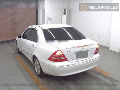 MERCEDES-BENZ C-CLASS - 2