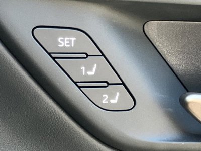 صورة مصغرة 39 لـ 2024 Toyota CROWN SPORT