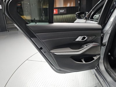 2025 BMW 3 SERIES — миниатюра 15
