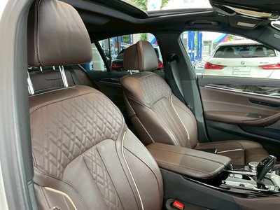 BMW 5 SERIES - 9