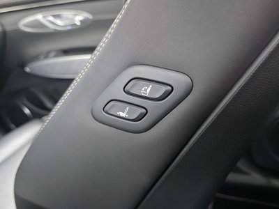 2022 Genesis ELECTRIFIED GV70 — миниатюра 29