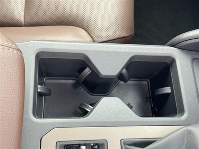 2025 Toyota LAND CRUISER 250 — миниатюра 24