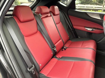 صورة 10 لـ 2024 Lexus NX