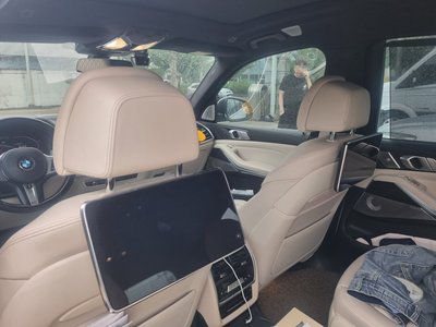 2021 BMW X7 — миниатюра 13