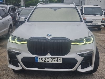 2021 BMW X7 照片 1
