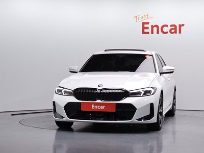 2026 BMW 3 SERIES photo 2