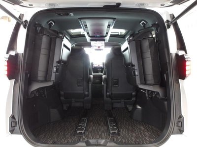 2023 TOYOTA ALPHARD — миниатюра 16