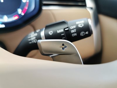 2023 LAND Rover RANGE ROVER — миниатюра 25