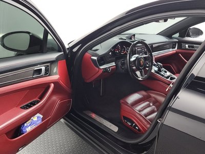 PORSCHE PANAMERA - 10