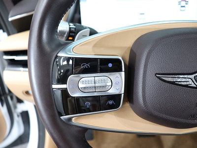 صورة 5 لـ 2022 Genesis G90 (RS4)