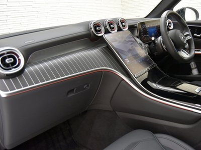 صورة 8 لـ 2024 Mercedes-BENZ GLC AMG