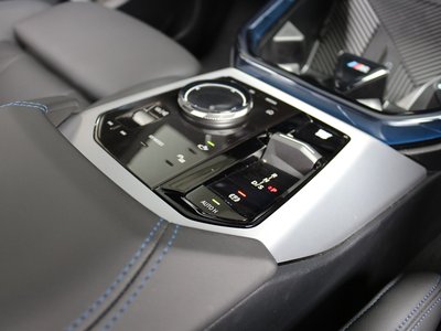 2025 BMW X3 — фото 9