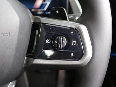 2025 BMW X3 — миниатюра 38