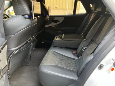 صورة مصغرة 39 لـ 2017 Lexus LS