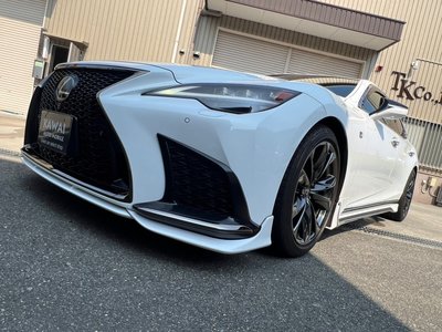 صورة 6 لـ 2017 Lexus LS