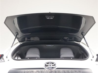 2023 Toyota LAND CRUISER PRADO — миниатюра 33