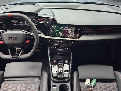 2025 AUDI RS3 photo 5