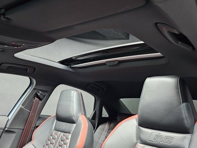 صورة مصغرة 31 لـ 2025 AUDI RS3