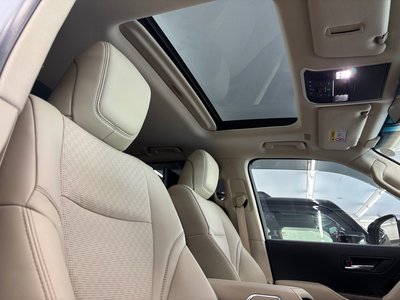 TOYOTA LAND CRUISER 300 - 2