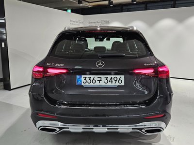 2025 Mercedes-BENZ GLC — фото 4