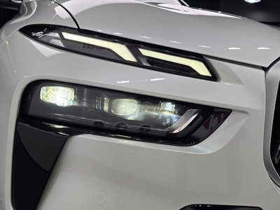 صورة 9 لـ 2024 BMW X7