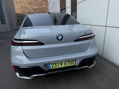 BMW I7 - 3