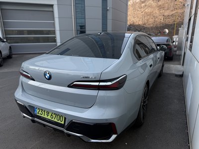 BMW I7 - 2