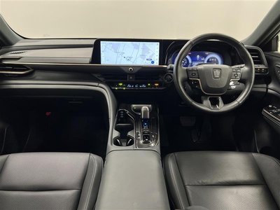 TOYOTA CROWN SPORT - 9