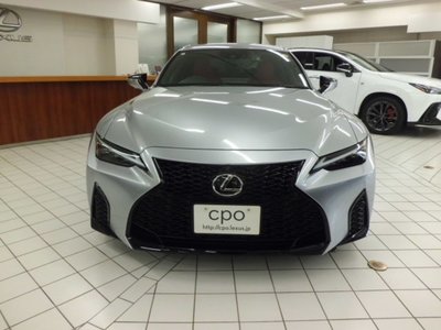 LEXUS IS - 3