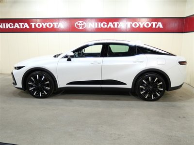 TOYOTA CROWN CROSSOVER - 2