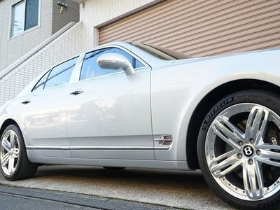 BENTLEY MULSANNE - 3