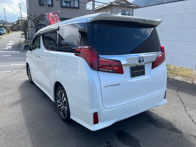 TOYOTA ALPHARD - 4