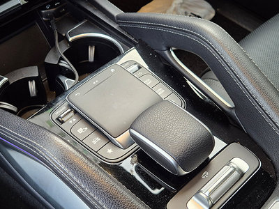 MERCEDES-BENZ GLE - 8