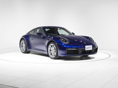 PORSCHE 911 - 4
