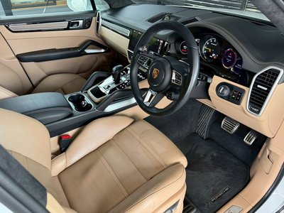 PORSCHE CAYENNE - 3