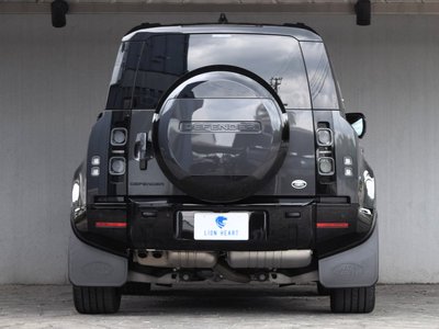 LAND ROVER DEFENDER - 5