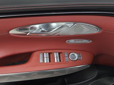 2023 Genesis GV70 thumbnail 26