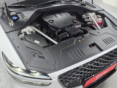 صورة 7 لـ 2023 Genesis GV70