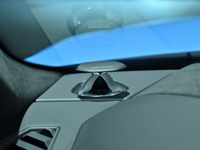 LAMBORGHINI URUS - 3