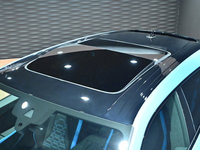 LAMBORGHINI URUS - 2