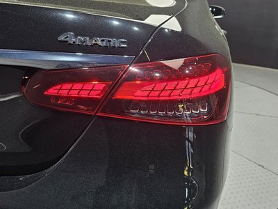 MERCEDES-BENZ E-CLASS - 10