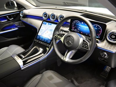 2025 Mercedes-BENZ C-CLASS — миниатюра 50