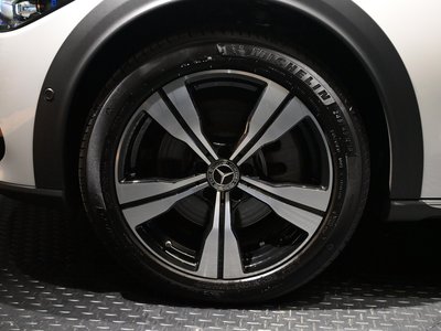 2025 Mercedes-BENZ C-CLASS — миниатюра 13