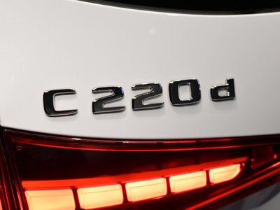 2025 Mercedes-BENZ C-CLASS — миниатюра 30