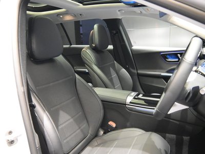 2025 Mercedes-BENZ C-CLASS — миниатюра 15