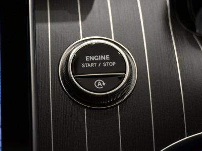 2025 Mercedes-BENZ C-CLASS — миниатюра 27