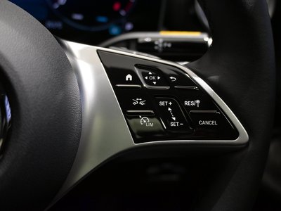 2025 Mercedes-BENZ C-CLASS — миниатюра 23